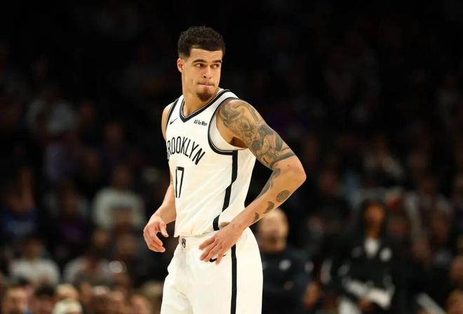 旺财28娱乐-西亚卡姆回归赛场，突破纪录首场状态亮眼，日本队观众沸腾！的简单介绍