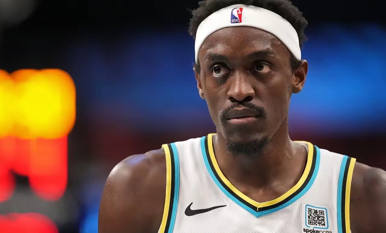 旺财28娱乐-关于西亚卡姆回归赛场，关键助攻首场状态亮眼，勇士观众沸腾！的信息